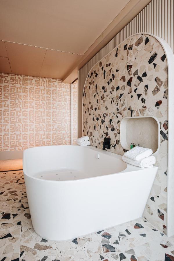Van Der Valk Hotel Eindhoven-Best Esterno foto