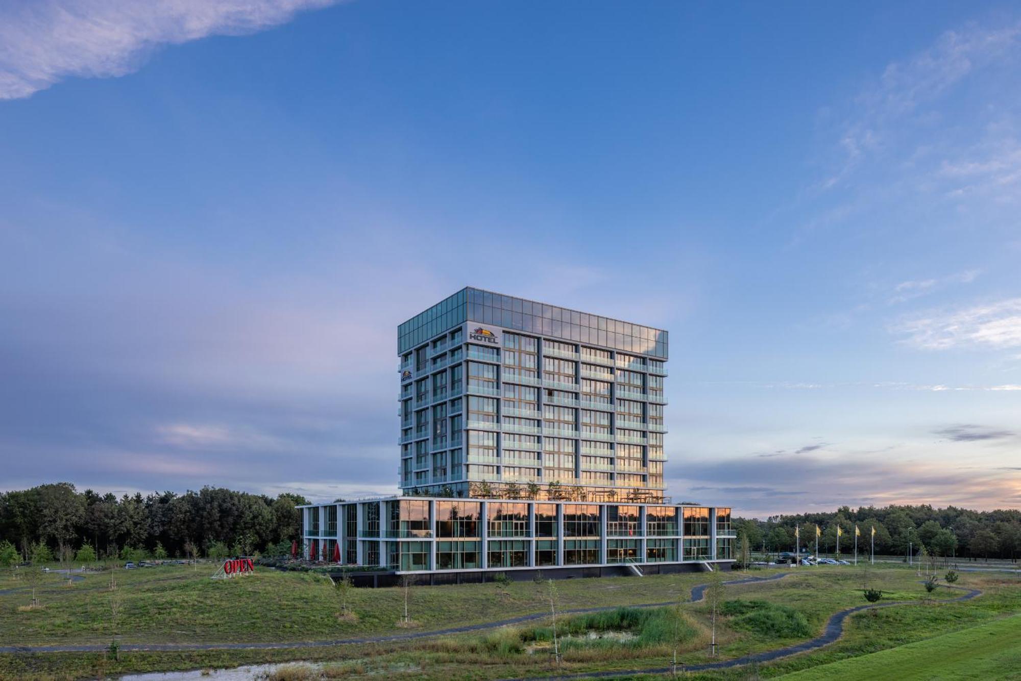 Van Der Valk Hotel Eindhoven-Best Esterno foto