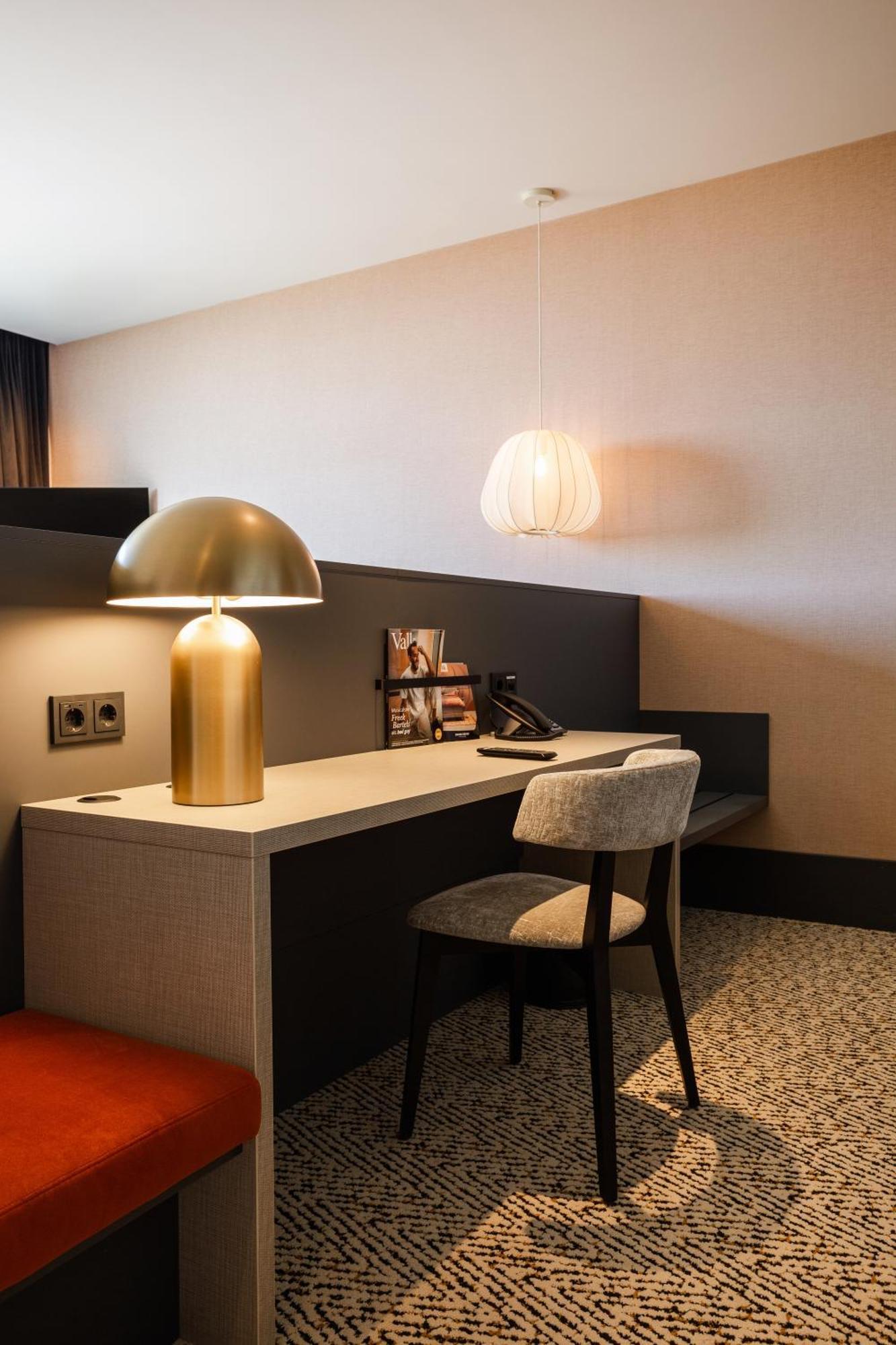 Van Der Valk Hotel Eindhoven-Best Esterno foto
